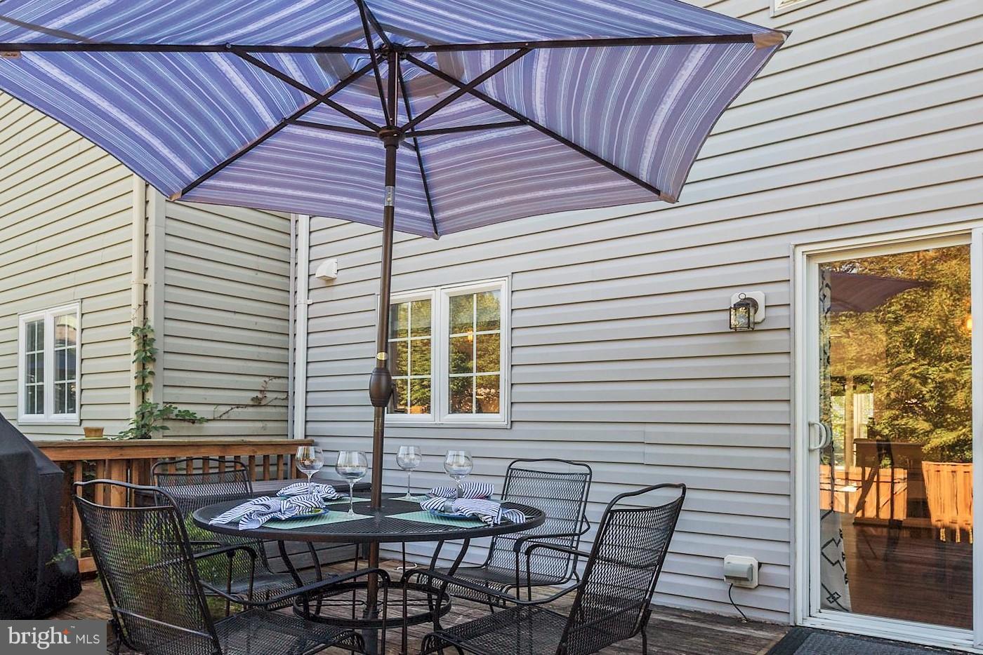 605 Howards Loop Annapolis, MD 21401 - Photo 14 of 29 Exterior (Rear)