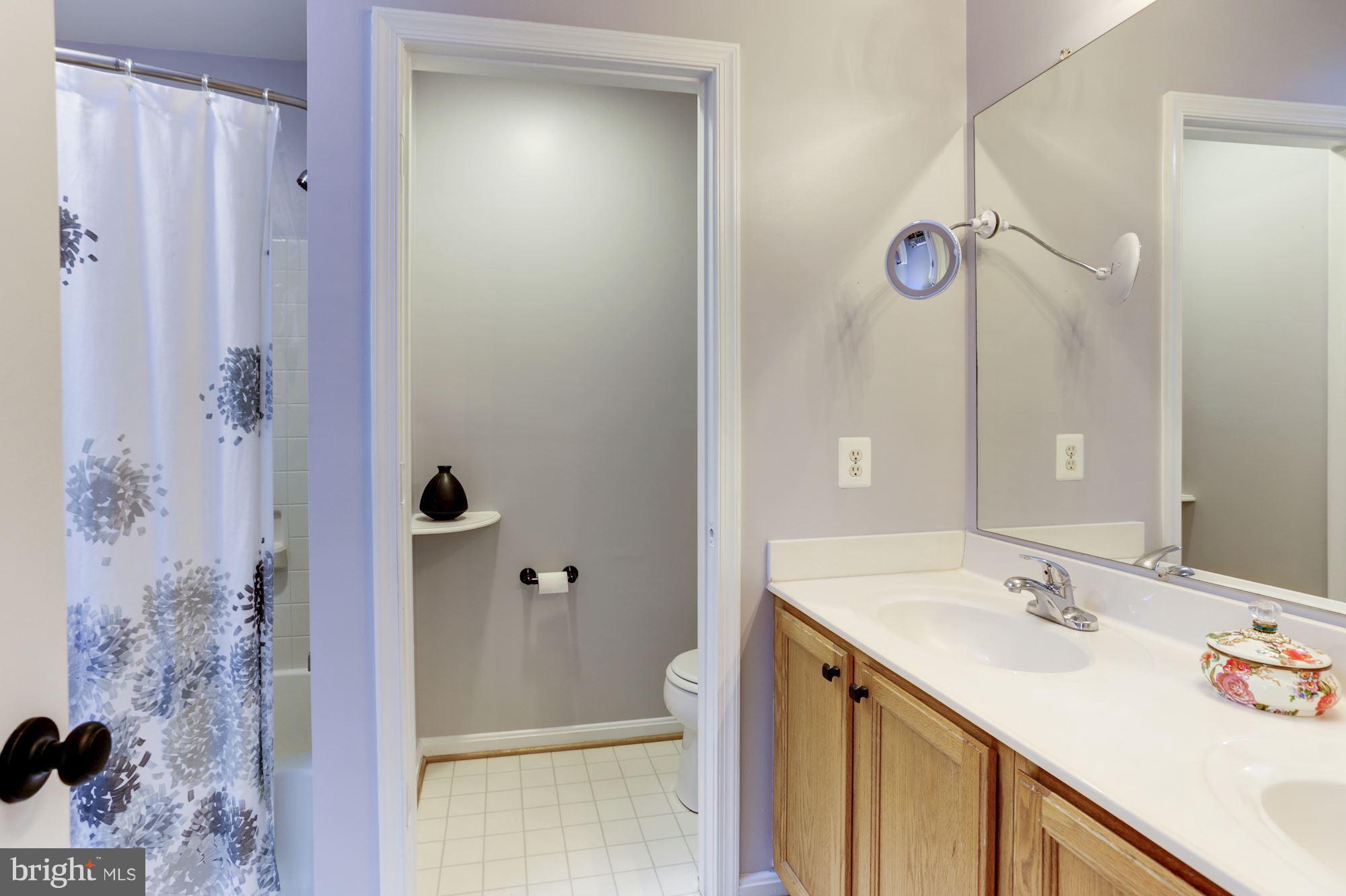 605 Howards Loop Annapolis, MD 21401 - Photo 19 of 29 Bath (Master)