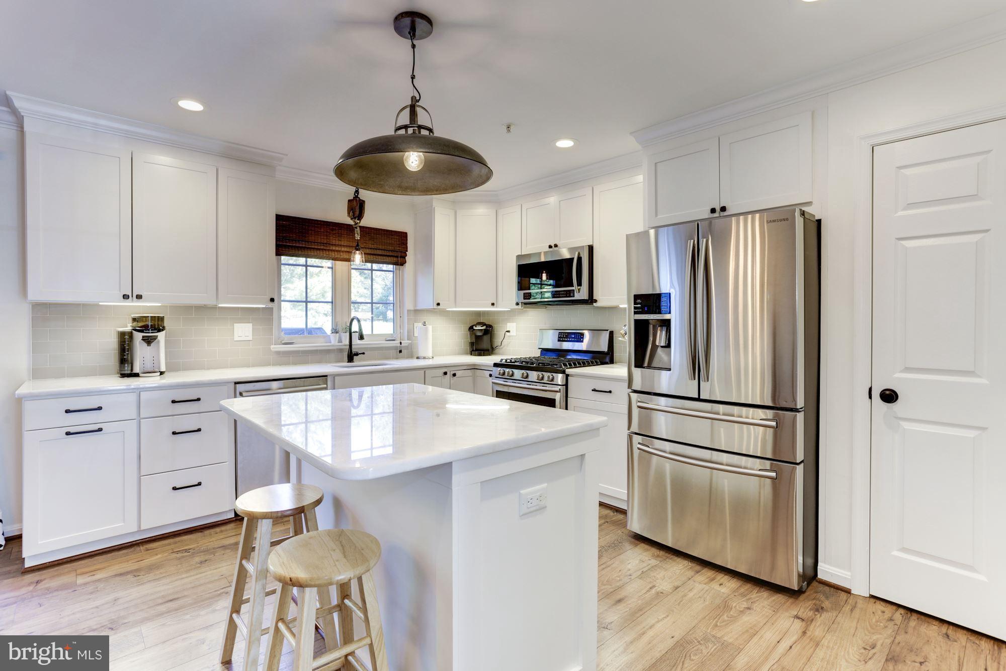 605 Howards Loop Annapolis, MD 21401 - Photo 9 of 29 Interior (General)