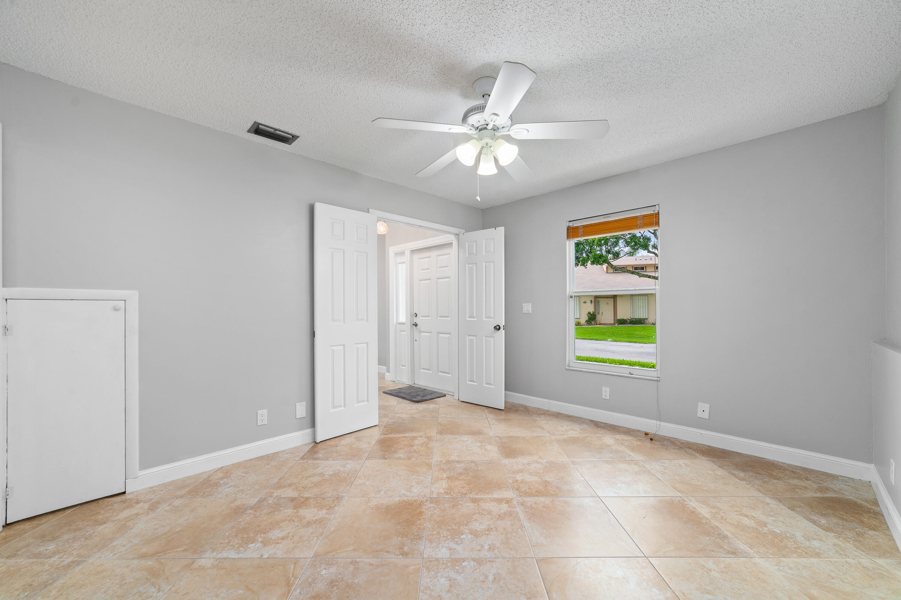 333 Maplecrest Circle Jupiter, FL 33458 - Photo 19 of 44 _DSC0021