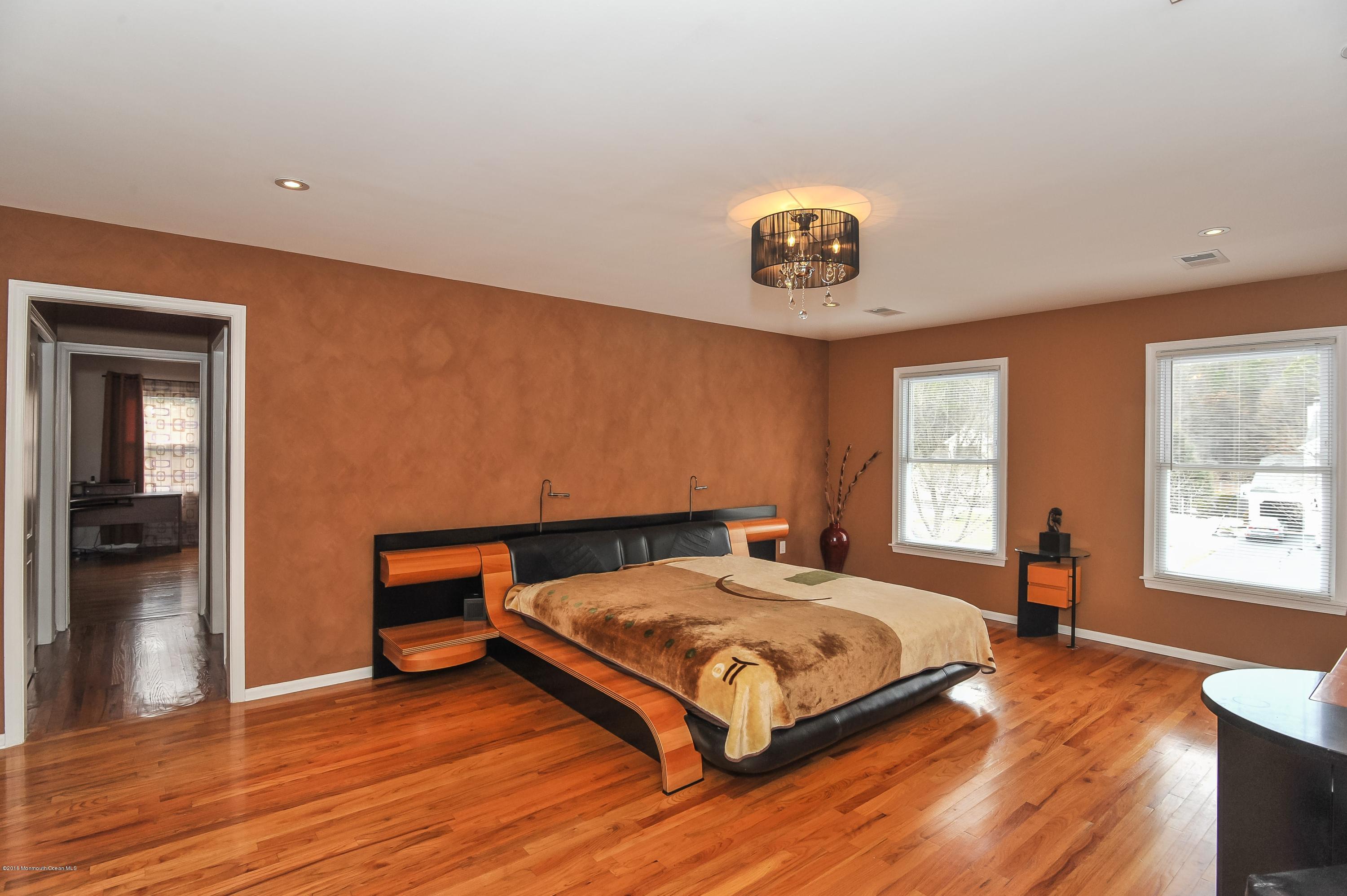 23 Templar Road Manalapan, NJ 07726 - Photo 22 of 26 022_Master Bedroom