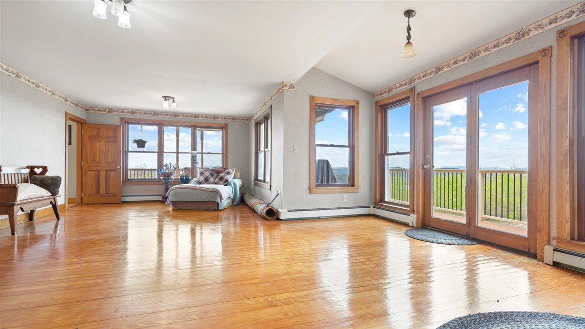 75 Farnum Lane Sebago, ME 04029 - Photo 35 of 77 great room