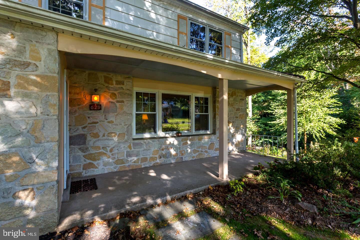 629 Paddock Road Havertown, PA 19083 - Photo 3 of 36