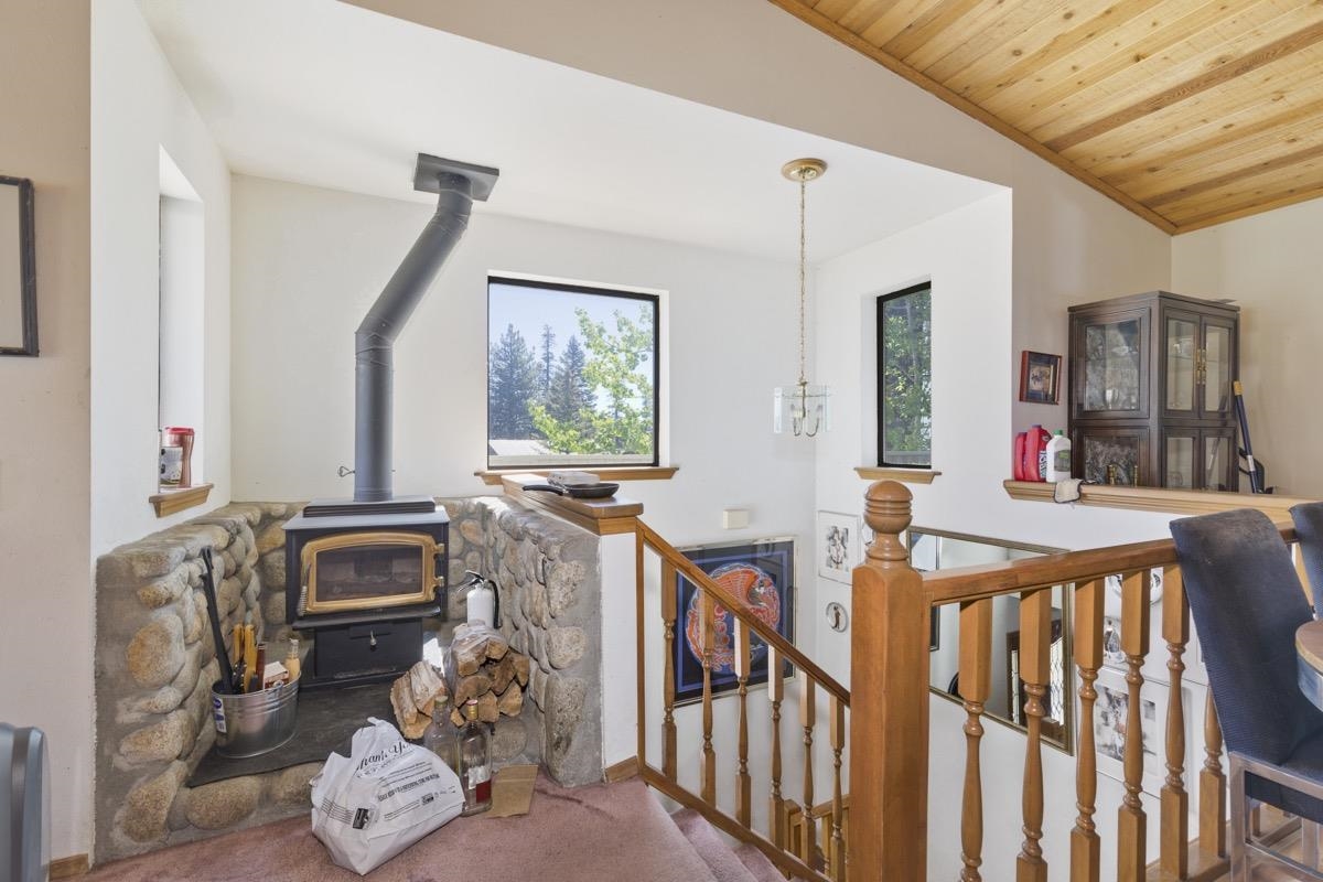 17 Ridgecrest Drive Mammoth Lakes, CA 93546 - Photo 13 of 44 Gallery Image 13