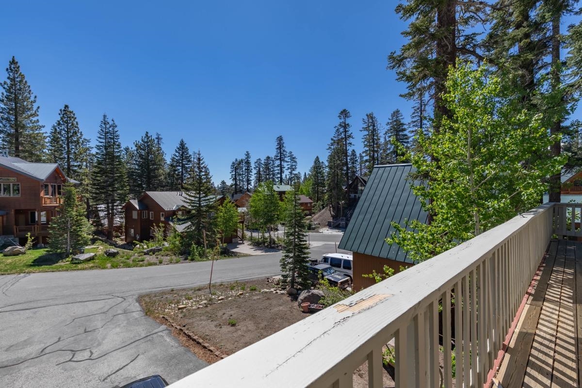 17 Ridgecrest Drive Mammoth Lakes, CA 93546 - Photo 32 of 44 Gallery Image 32