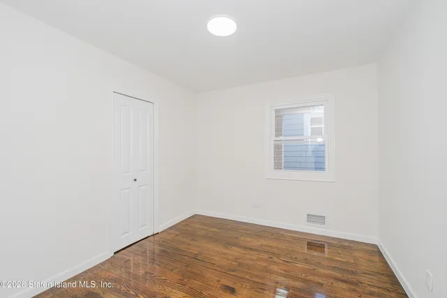 $879,000 | 43 Country Woods Lane | Great Kills