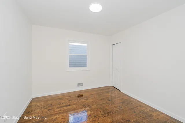 $879,000 | 43 Country Woods Lane | Great Kills