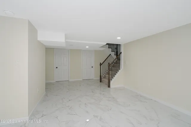 $879,000 | 43 Country Woods Lane | Great Kills