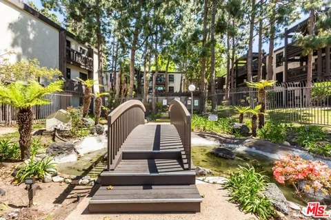 $617,000 | 7765 West 91st Street, Unit A2117, Playa del Rey, CA 90293