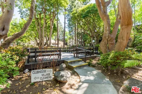 $617,000 | 7765 West 91st Street, Unit A2117, Playa del Rey, CA 90293