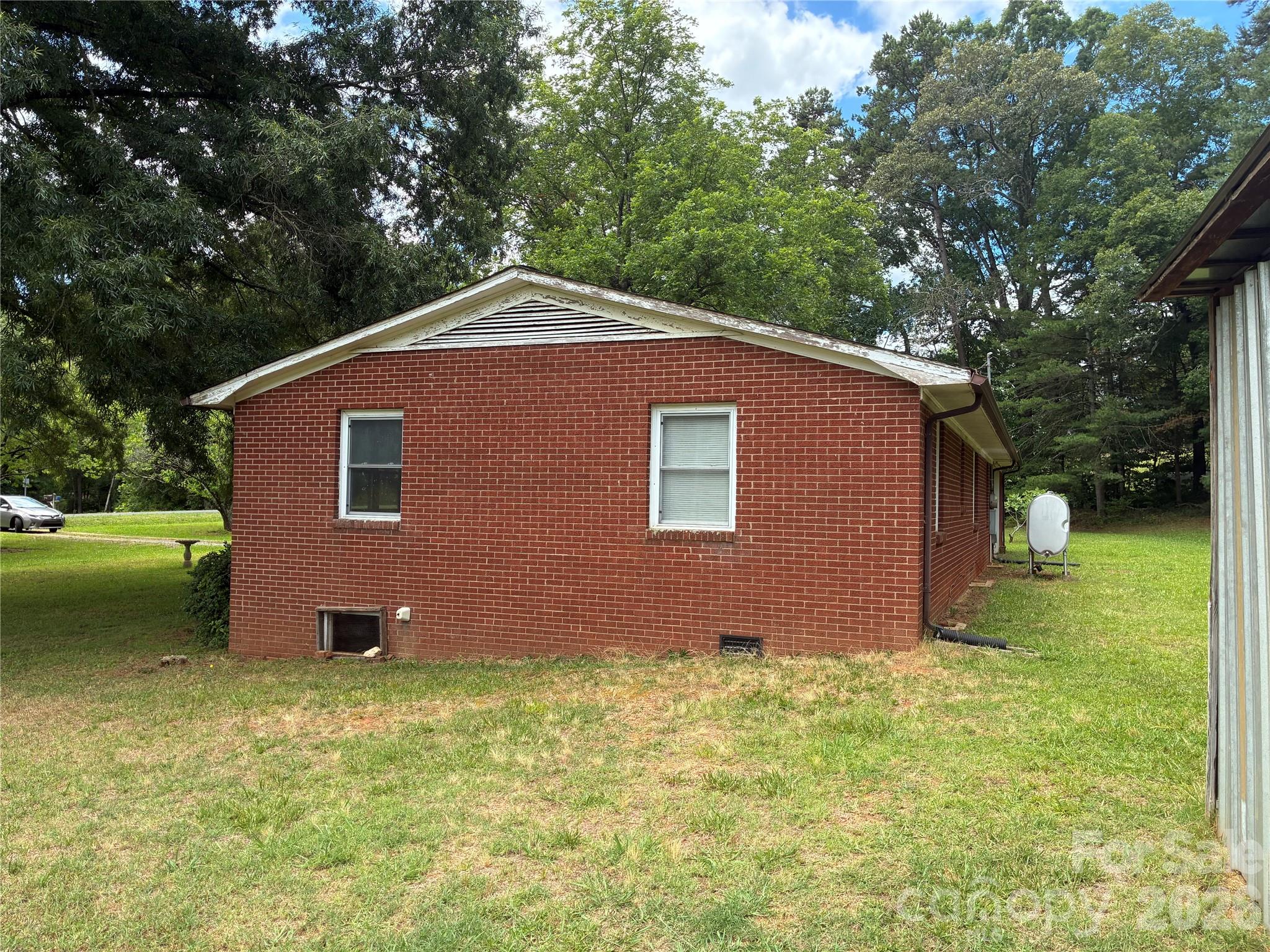 10663 Island Creek Road Stanfield, NC 28163 - Photo 4 of 29