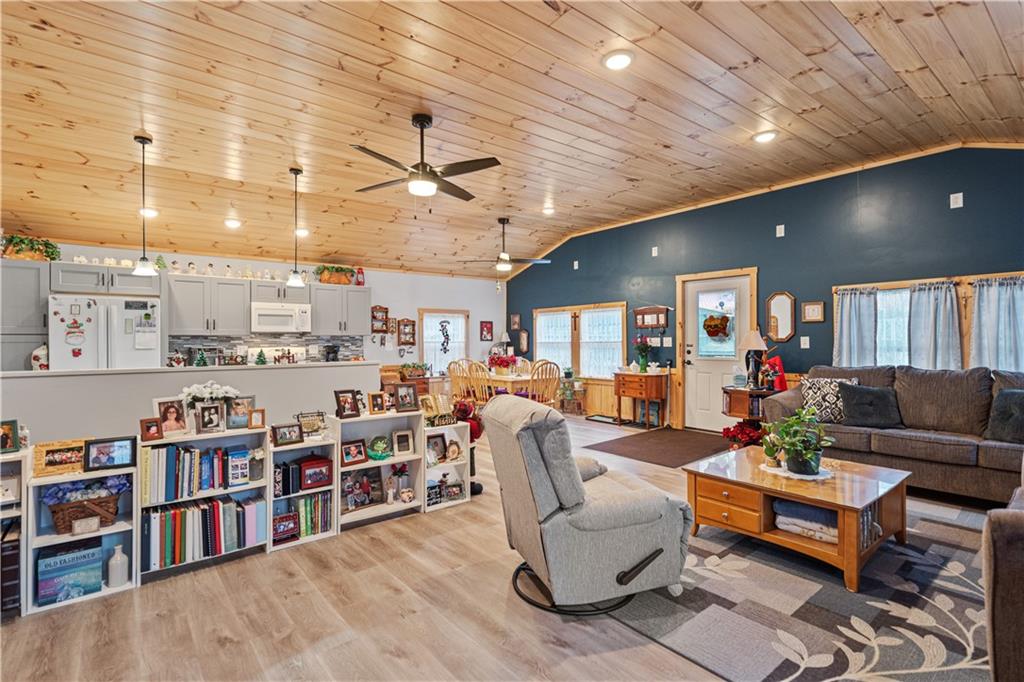 8257 Mentor Road Elizabeth, PA 15037 - Photo 11 of 34 Gallery Image 11