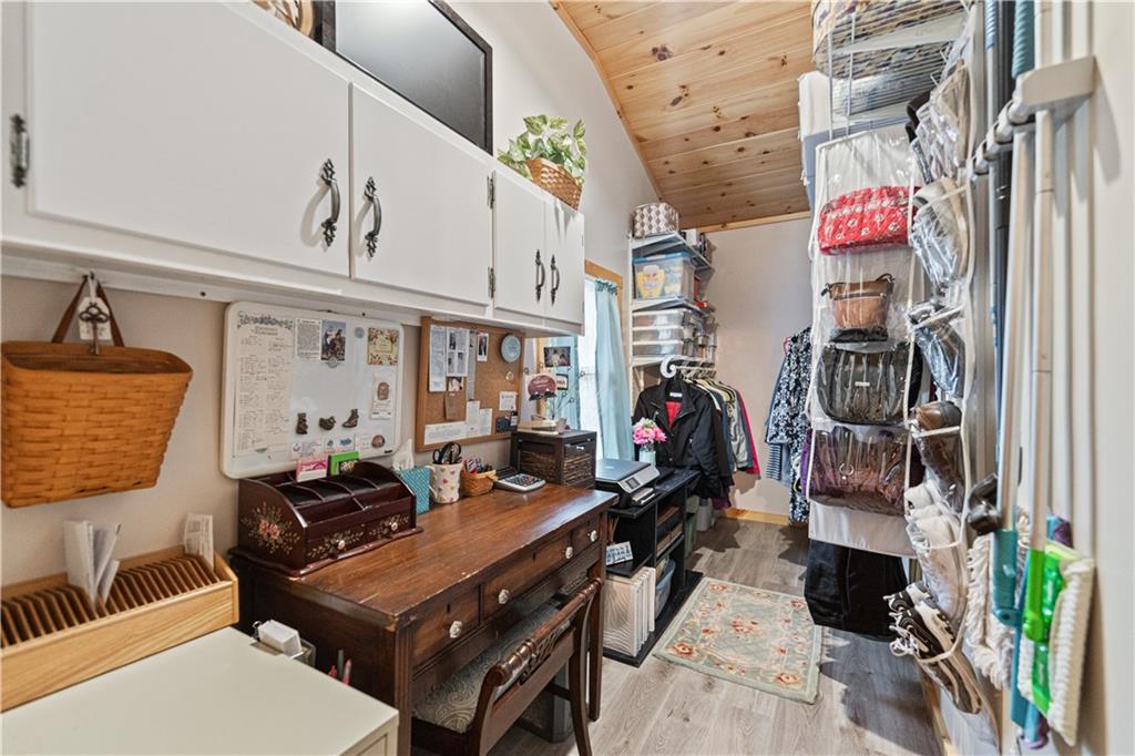 8257 Mentor Road Elizabeth, PA 15037 - Photo 21 of 34 Gallery Image 21
