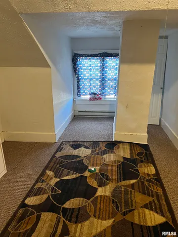 $275,000 | 201 11th Avenue, Fulton, IL 61252