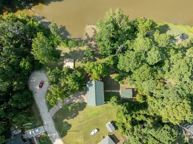 $426,550 | 9 Creek Bend, Trinity, TX 75862