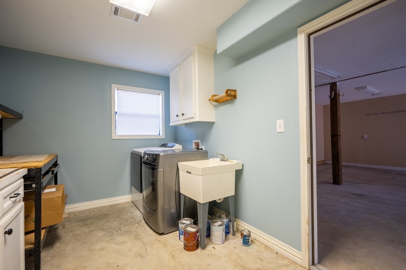 9 Creek Bend Trinity, TX 75862 - Photo 49 of 50 Laundry Room