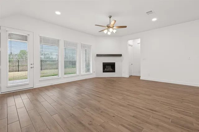 $3,700 | 1132 Beals Crk Street, Conroe, TX 77304