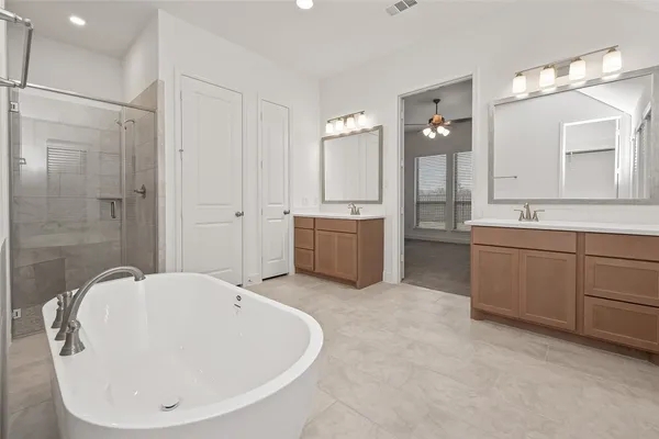 $3,600 | 1132 Beals Crk Street, Conroe, TX 77304