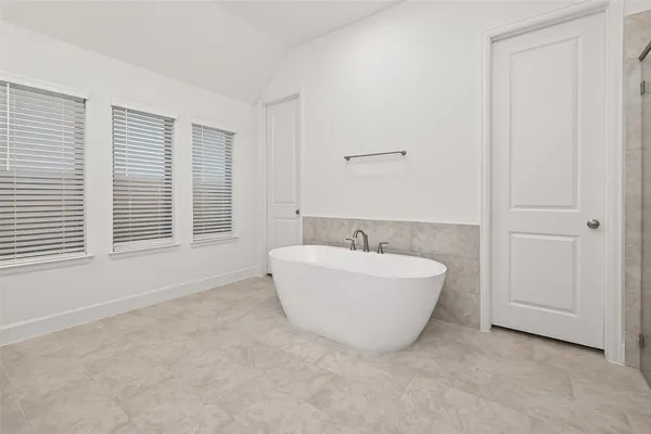 $3,600 | 1132 Beals Crk Street, Conroe, TX 77304
