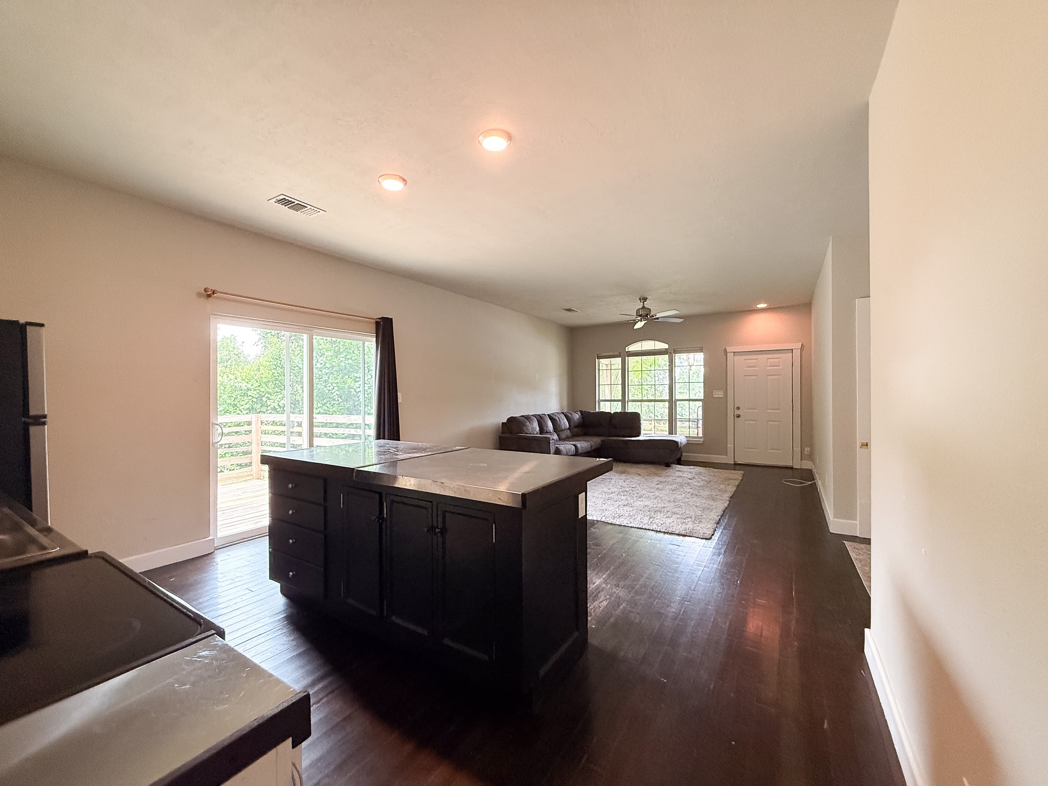 209 Joseph Street Brenham, TX 77833 - Photo 5 of 14