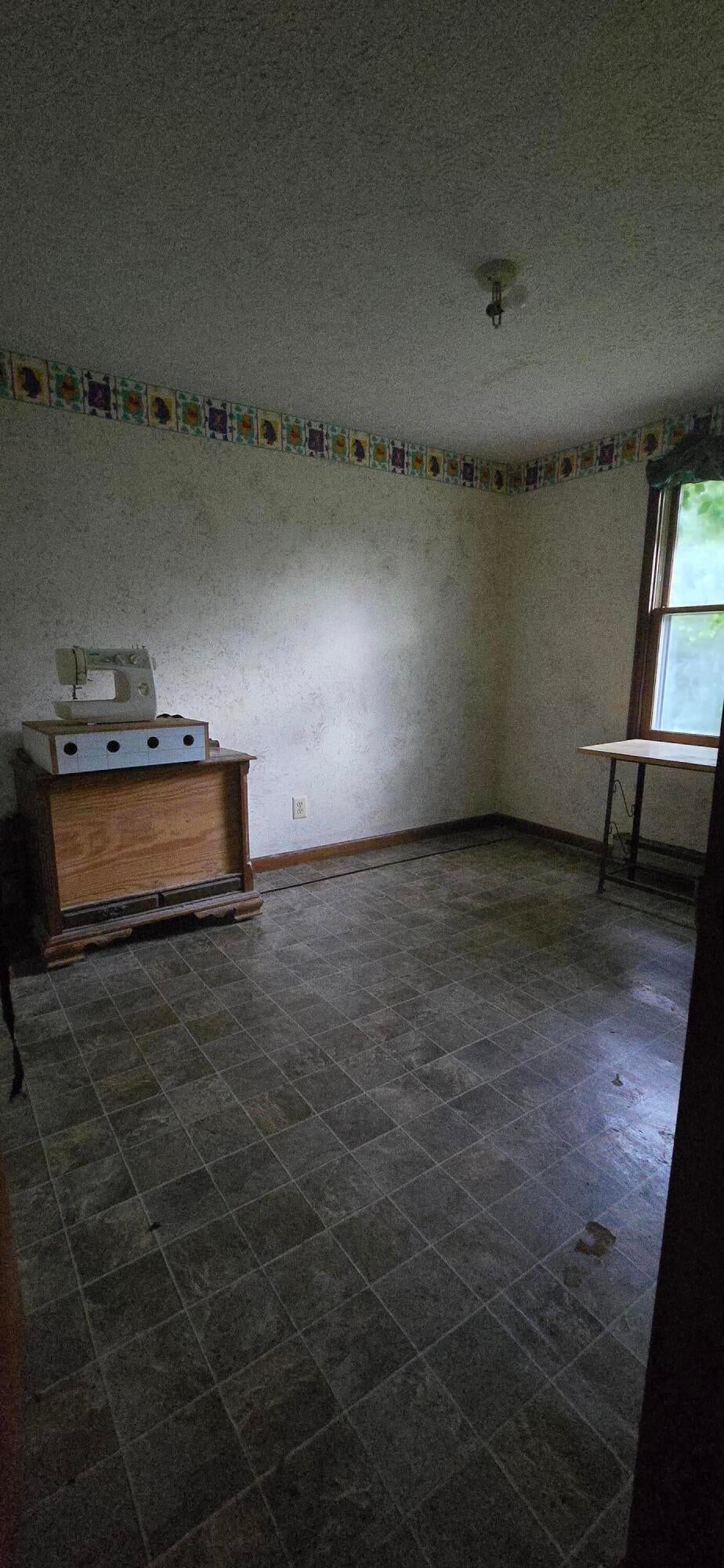 1832 Slab Camp Road Renick, WV 24966 - Photo 24 of 31 Gallery Image 24
