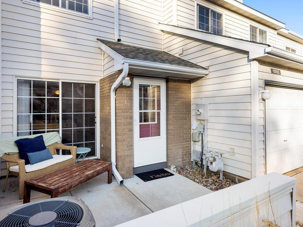 12922 Echo Lane Apple Valley, MN 55124 - Photo 2 of 16