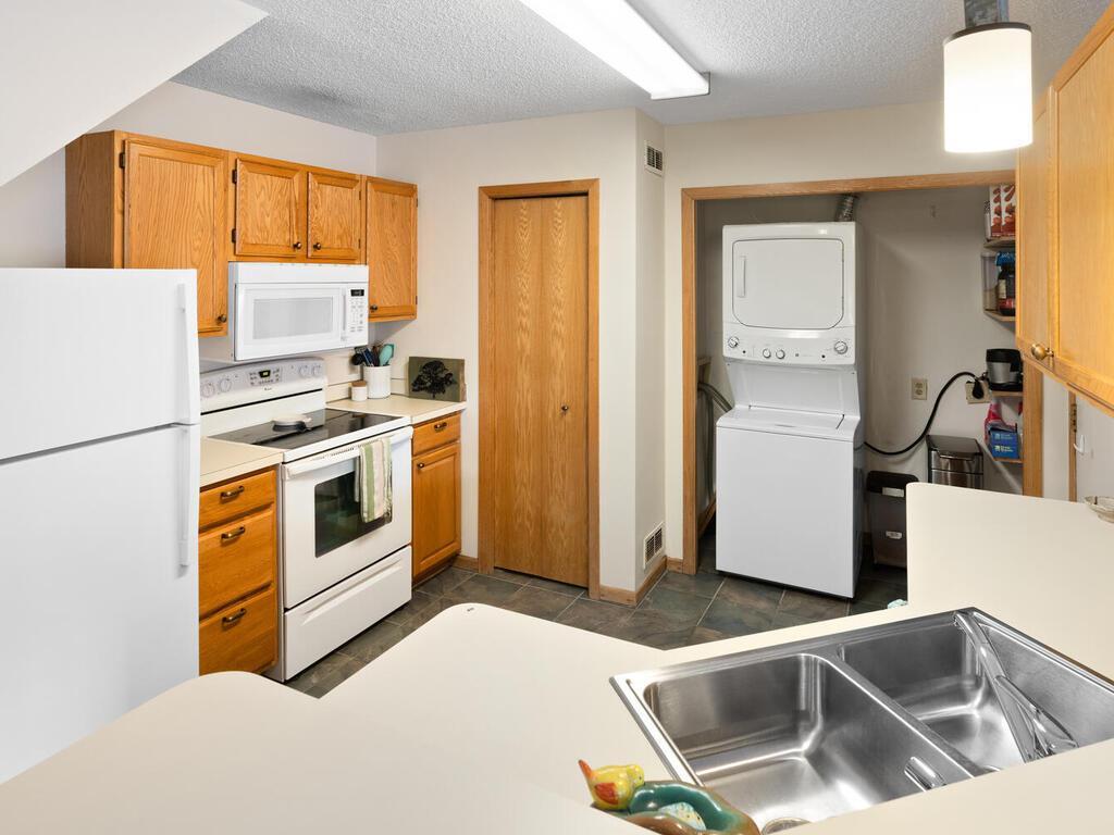 12922 Echo Lane Apple Valley, MN 55124 - Photo 6 of 16