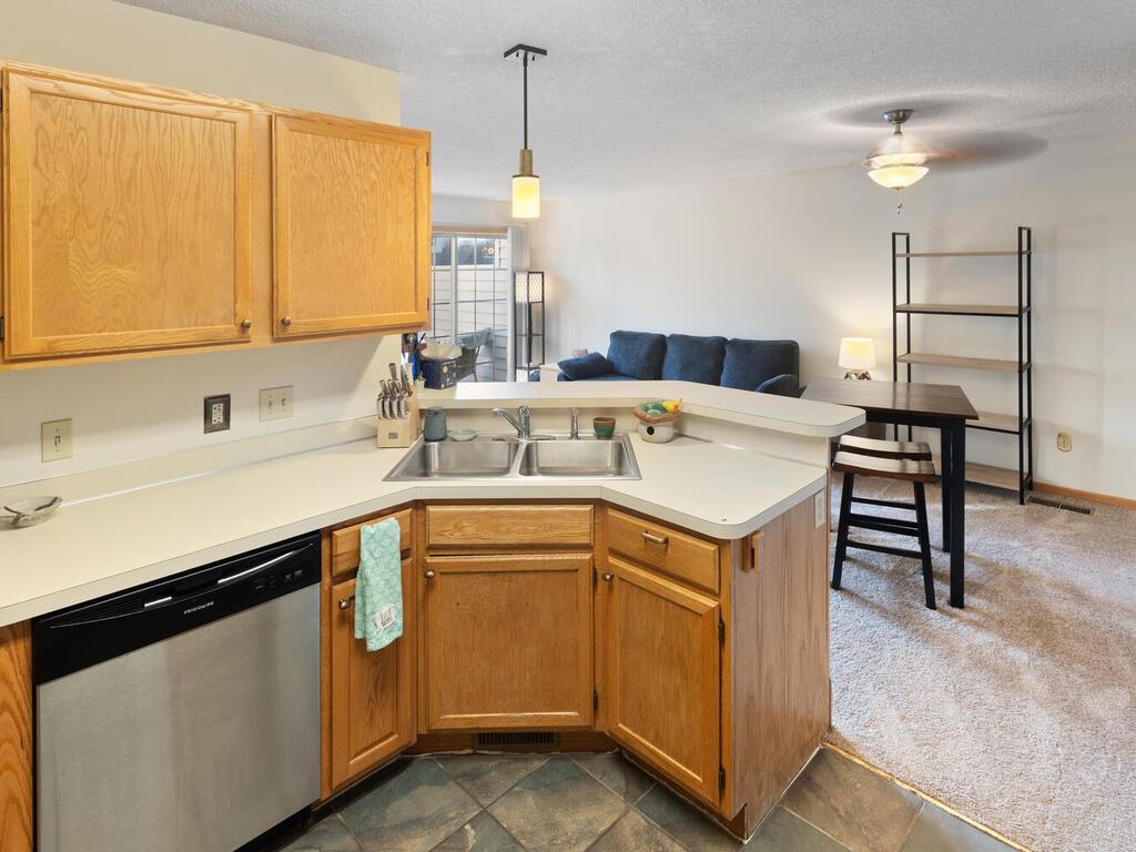 12922 Echo Lane Apple Valley, MN 55124 - Photo 9 of 16