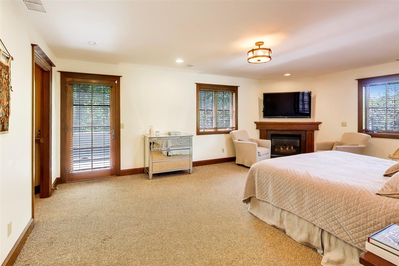 2287 Autumn Ridge St. Joseph, MI 49085 - Photo 31 of 78