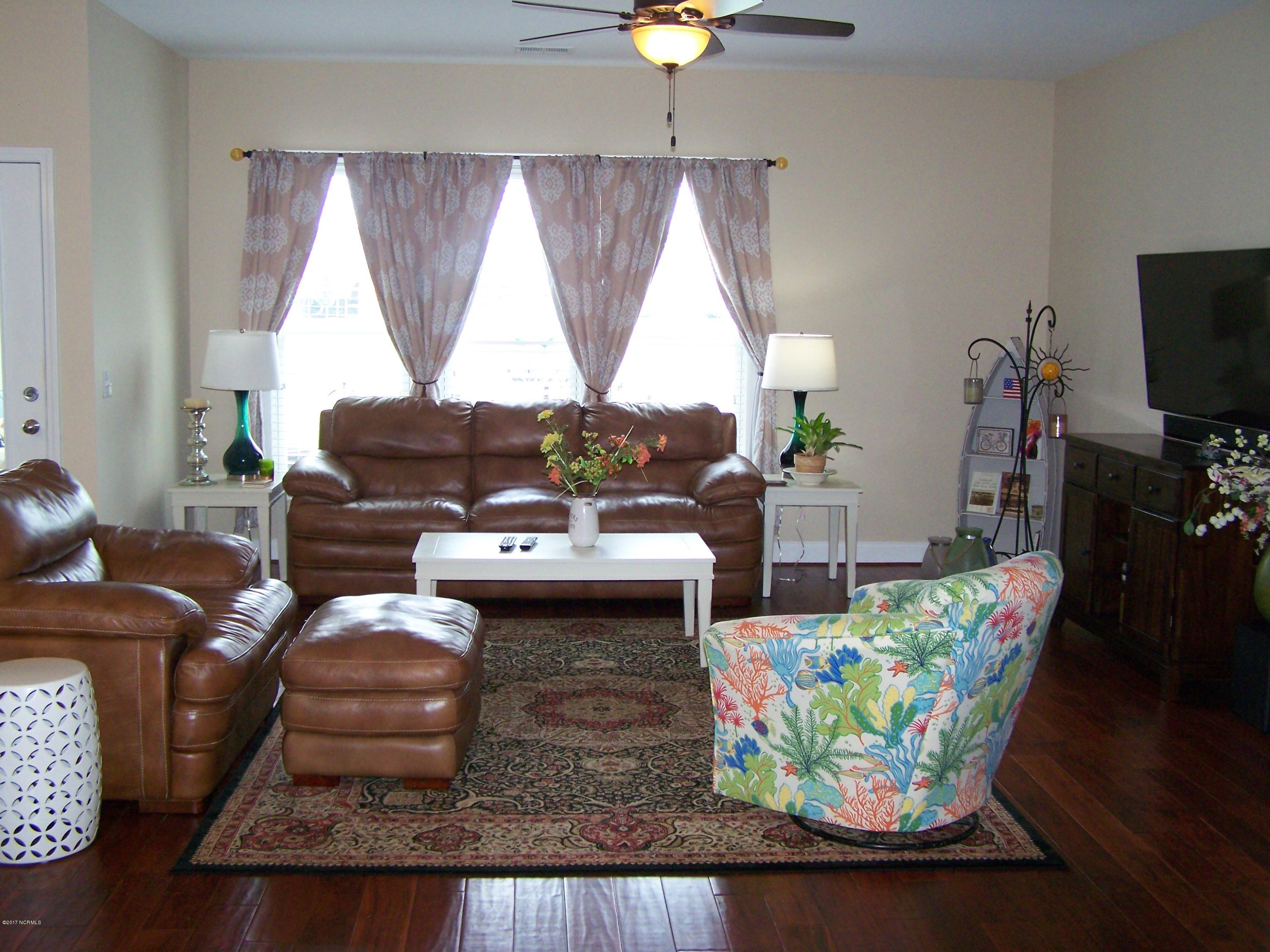 5246 Windlass Road Southport, NC 28461 - Photo 14 of 74 100_9762