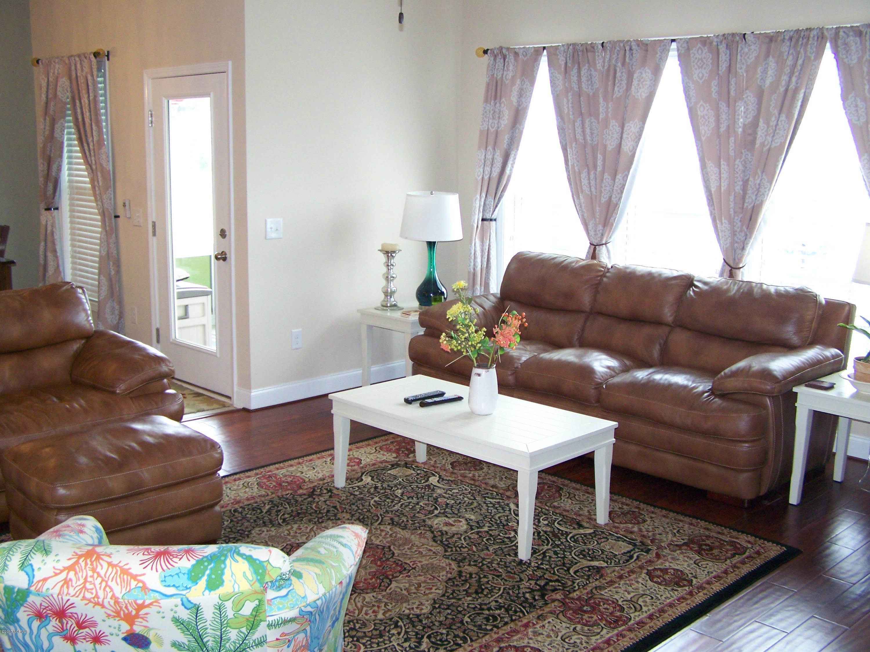 5246 Windlass Road Southport, NC 28461 - Photo 16 of 74 100_9779