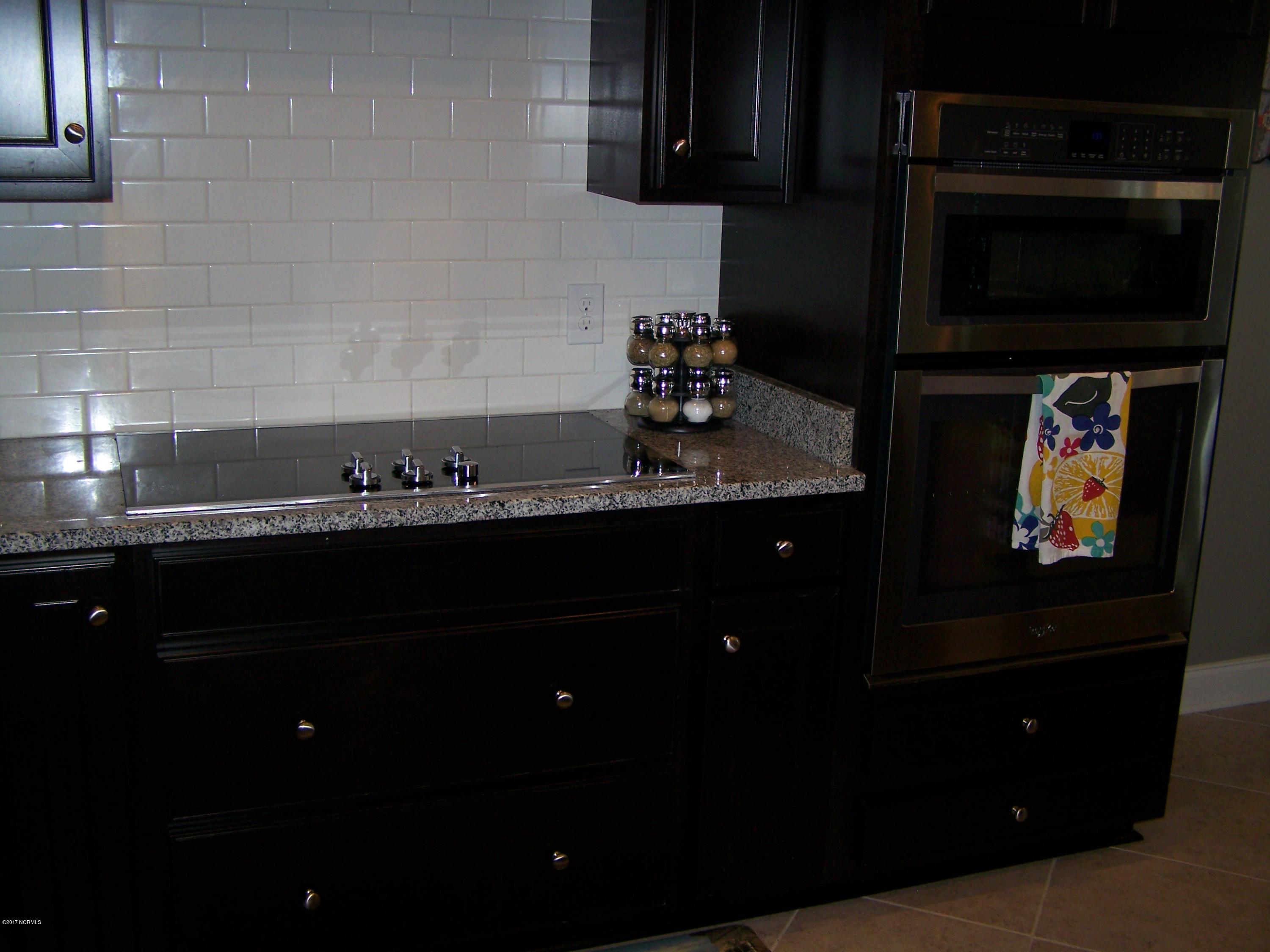 5246 Windlass Road Southport, NC 28461 - Photo 22 of 74 100_9867