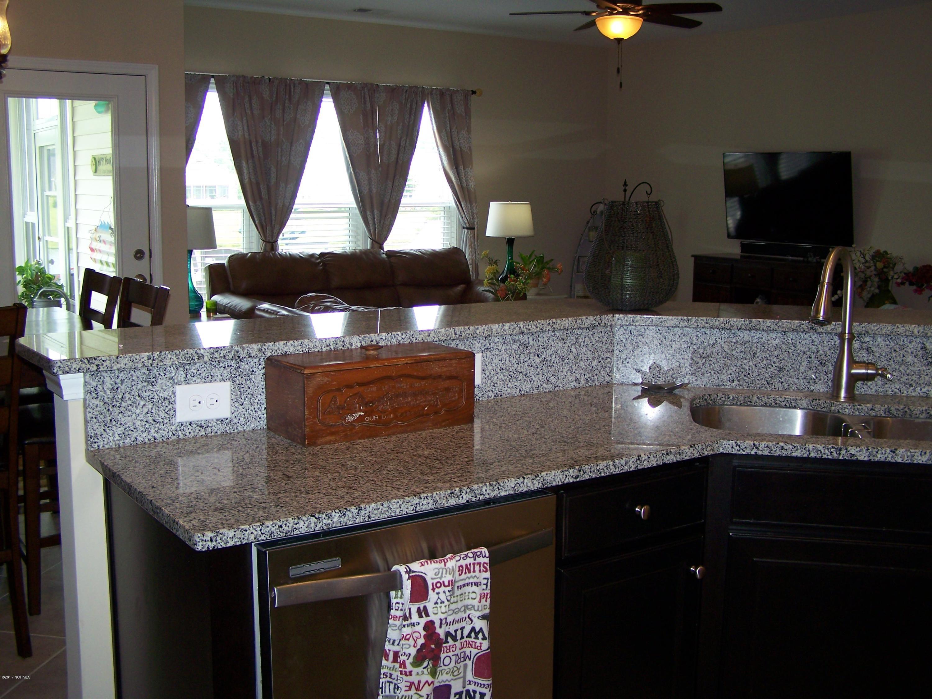 5246 Windlass Road Southport, NC 28461 - Photo 25 of 74 100_9766
