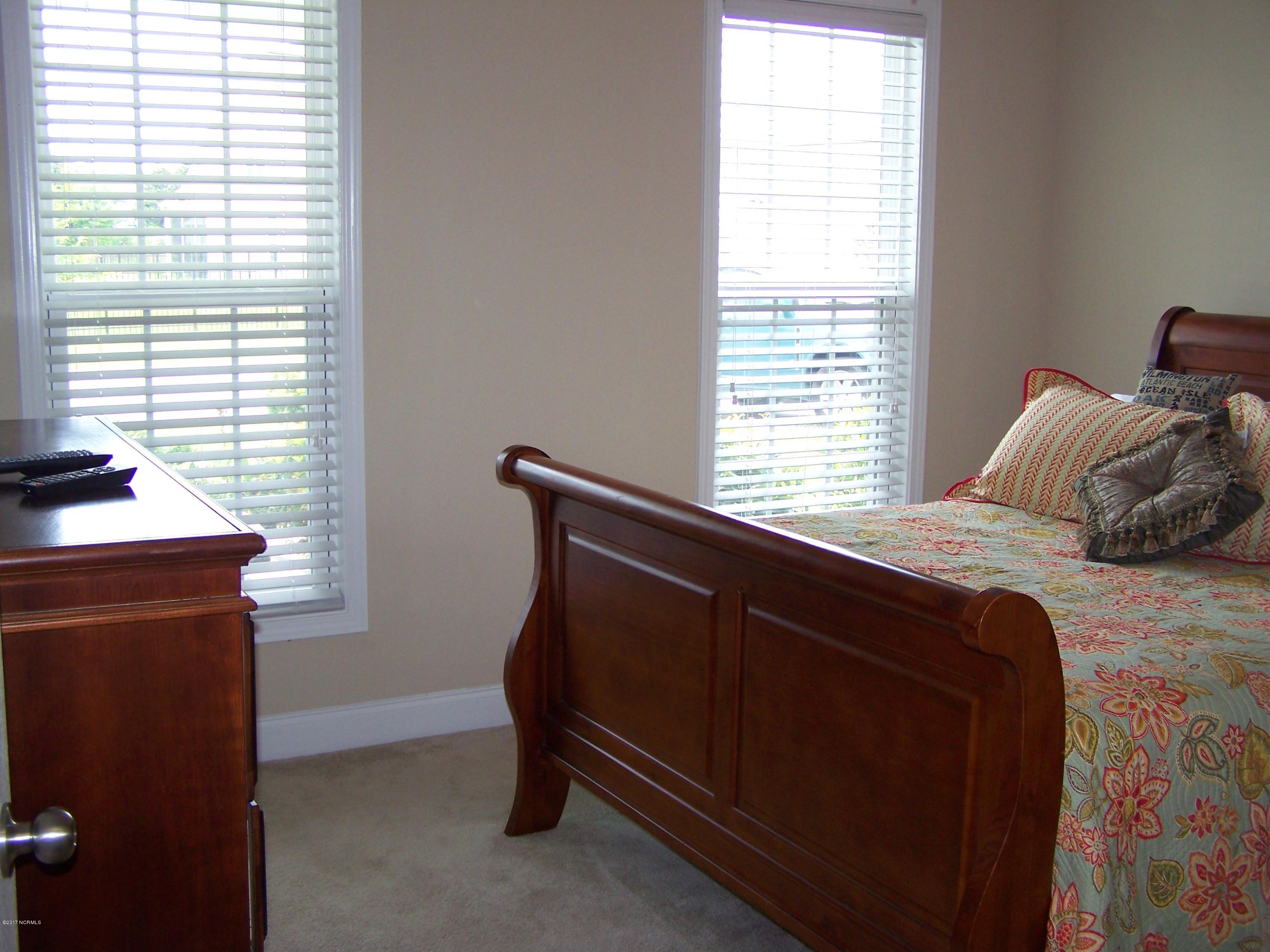 5246 Windlass Road Southport, NC 28461 - Photo 32 of 74 100_9756