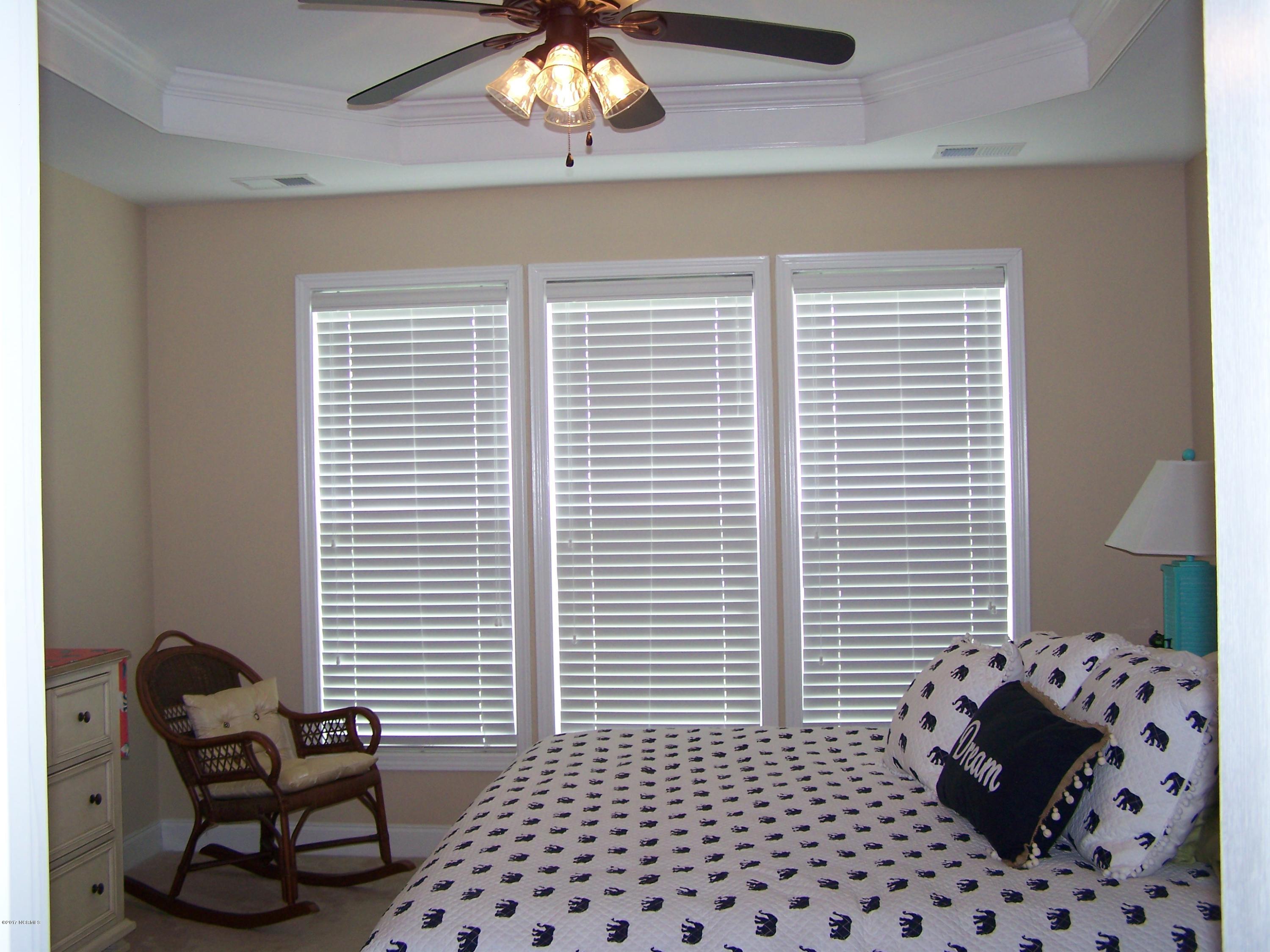 5246 Windlass Road Southport, NC 28461 - Photo 38 of 74 100_9789