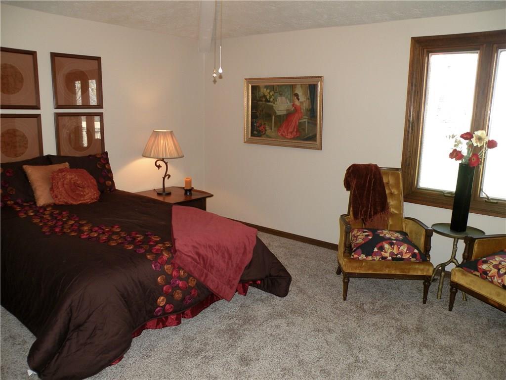194 Leaning Tree Road Greenwood, IN 46142 - Photo 14 of 24 Gallery Image 14