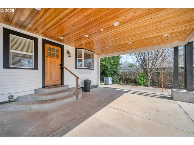 $749,997 | 34418 Berg Road, Warren, OR 97053