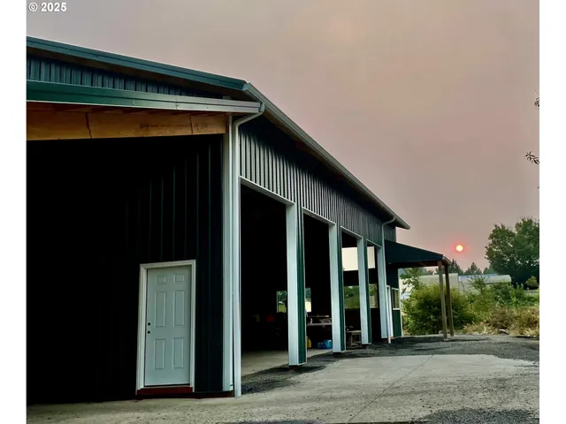 $749,997 | 34418 Berg Road, Warren, OR 97053