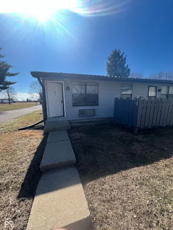 $775 | 2000 Indianapolis Road, Unit 93, Crawfordsville, IN 47933