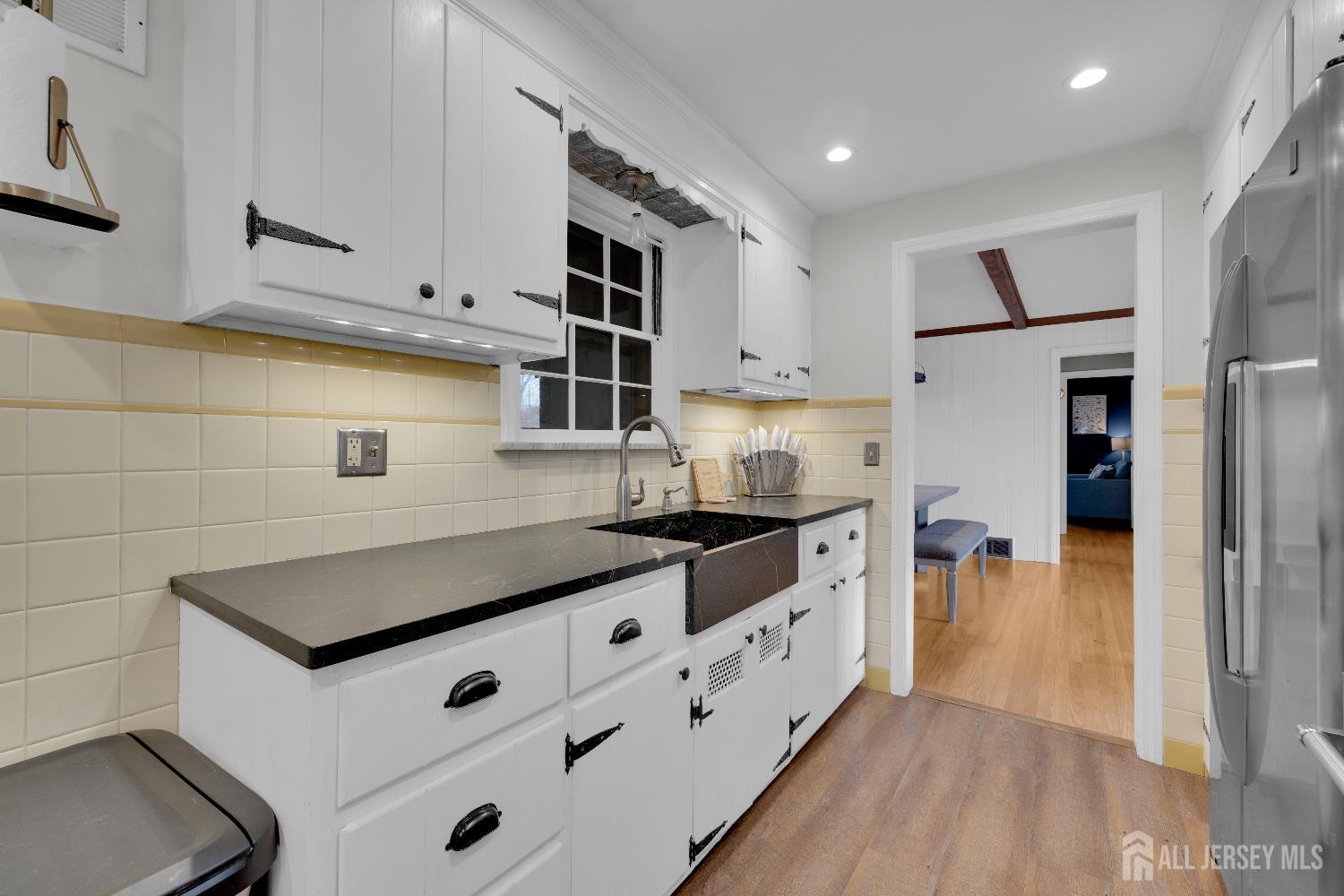 369 Union Avenue Middlesex, NJ 08846 - Photo 13 of 40