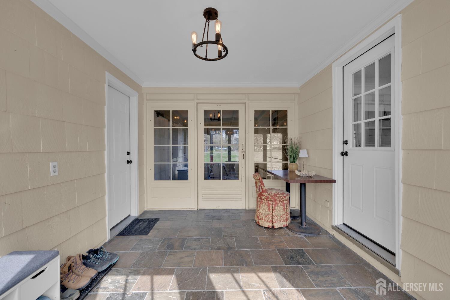 369 Union Avenue Middlesex, NJ 08846 - Photo 16 of 40