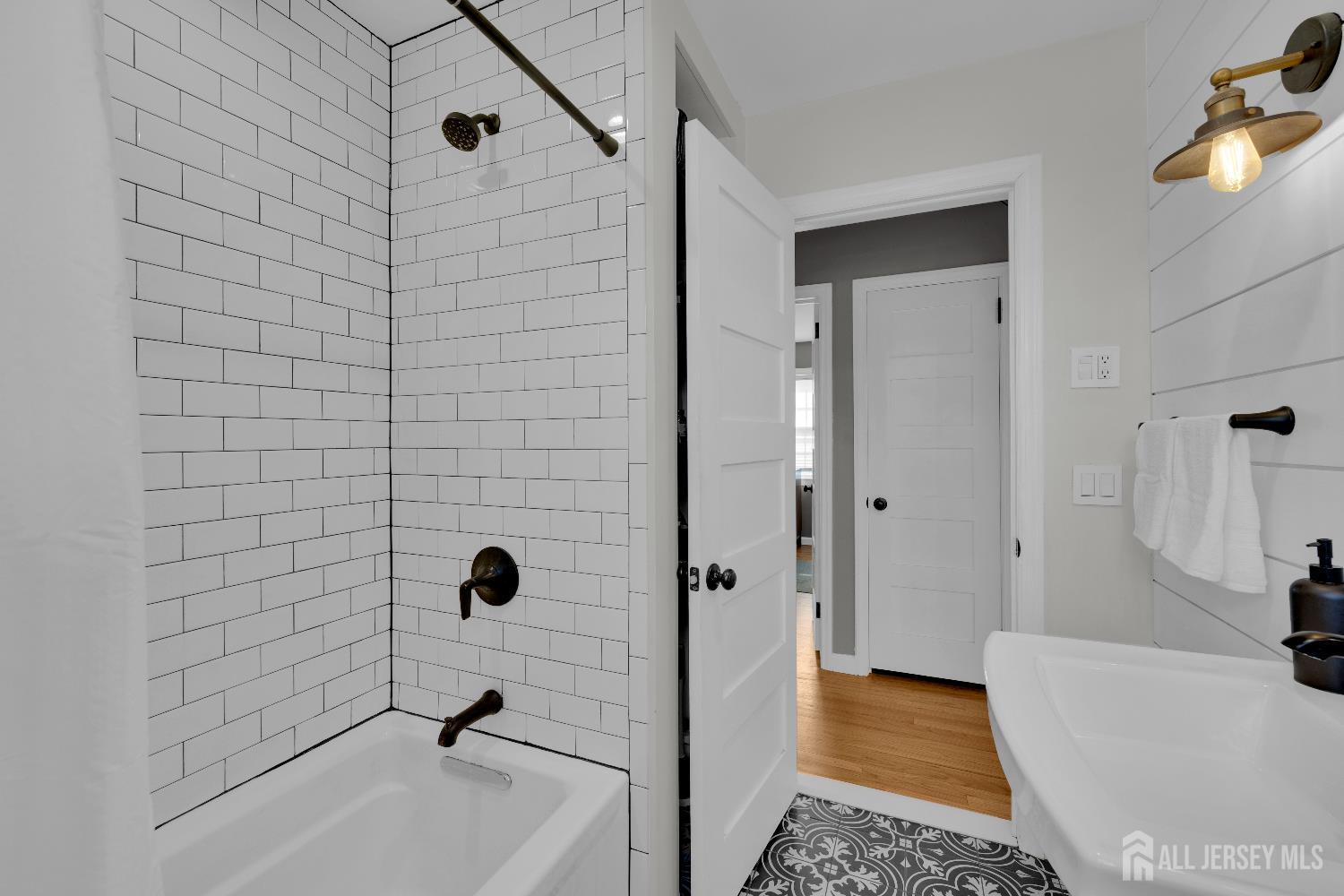 369 Union Avenue Middlesex, NJ 08846 - Photo 20 of 40