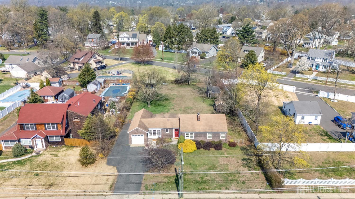 369 Union Avenue Middlesex, NJ 08846 - Photo 3 of 40