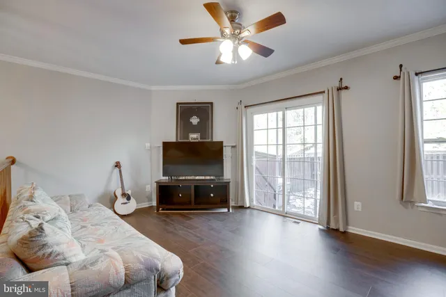 $2,900 | 6808 Compton Valley Place, Centreville, VA 20121