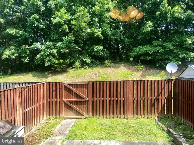 $2,900 | 6808 Compton Valley Place, Centreville, VA 20121