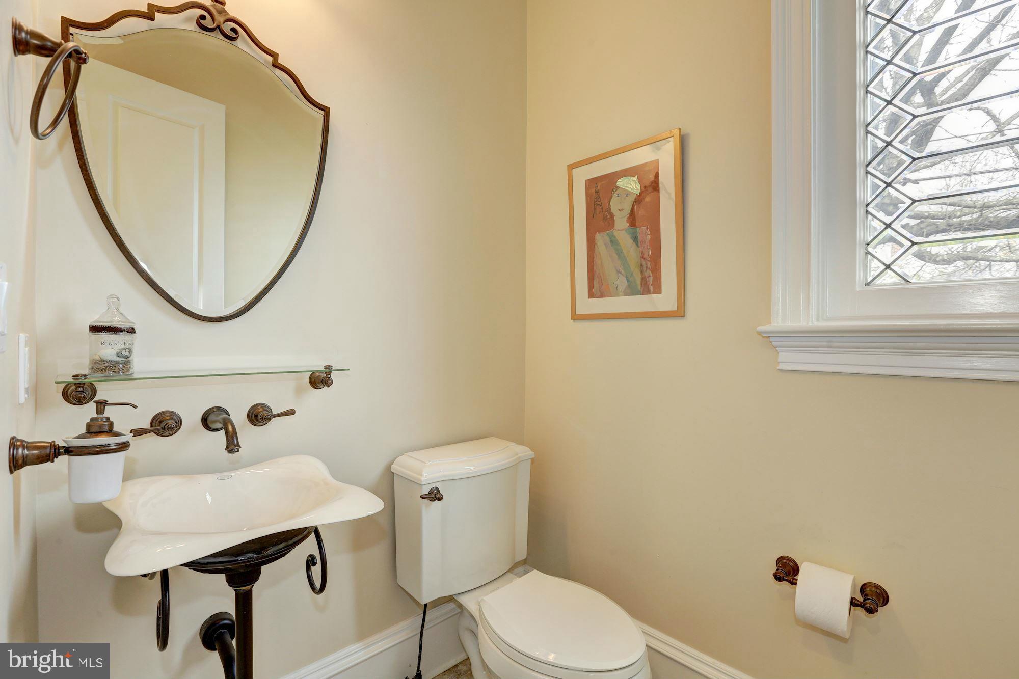7105 Denton Road Bethesda, MD 20814 - Photo 13 of 30 Main Level - Powder Room