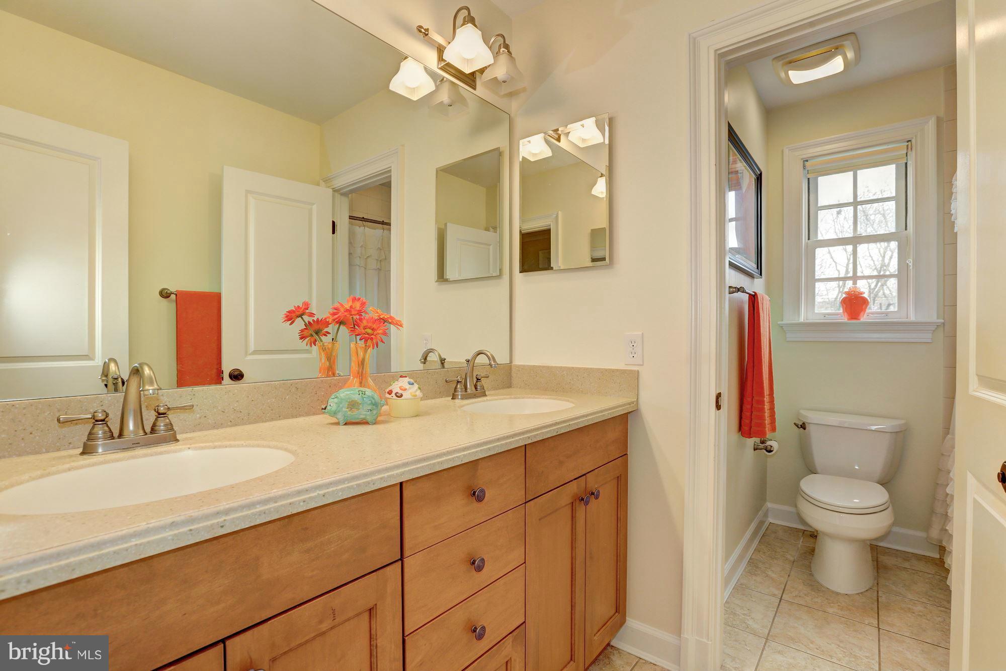 7105 Denton Road Bethesda, MD 20814 - Photo 20 of 30 First Upper Level - Full Bath #2