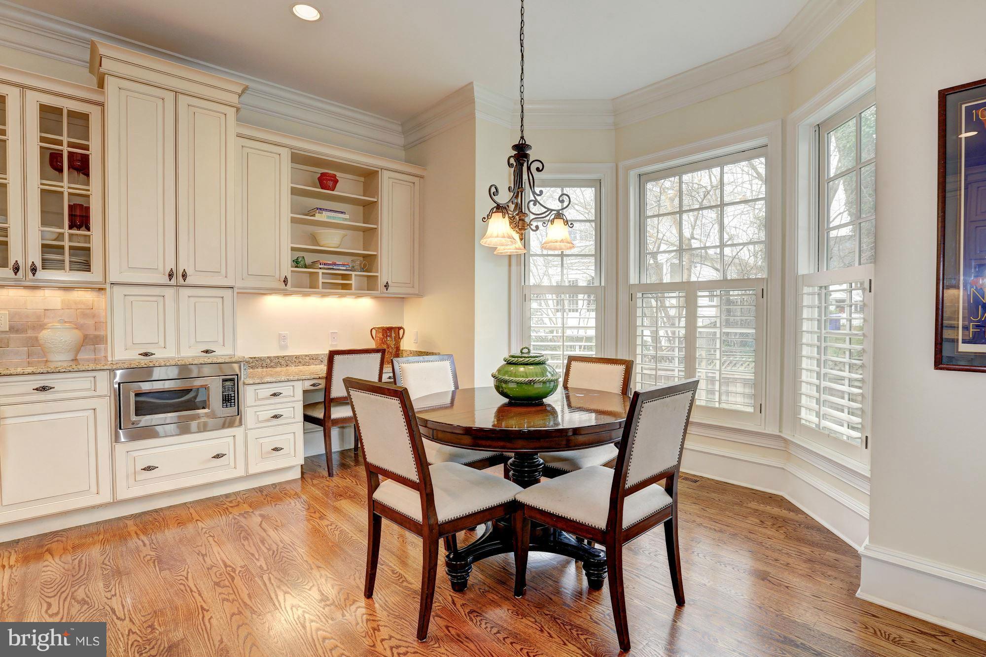7105 Denton Road Bethesda, MD 20814 - Photo 10 of 30 Main Level - Gourmet Kitchen w/ Breakfast Area