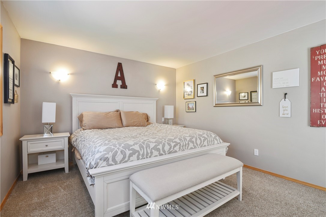 1833 243rd Street Southwest Bothell, WA 98021 - Photo 11 of 19