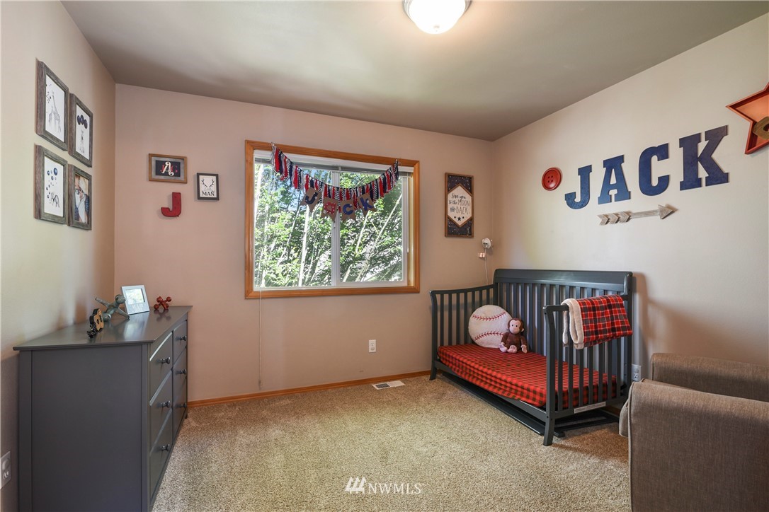 1833 243rd Street Southwest Bothell, WA 98021 - Photo 13 of 19